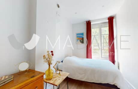 316-Rue-Garibaldi-Chambre
